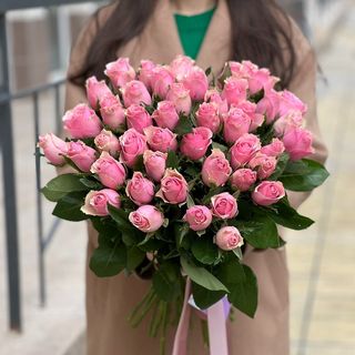 Букет из 45 розовых роз - «Celeb»