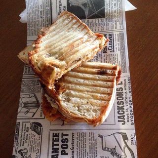 Tosta de Grill Club