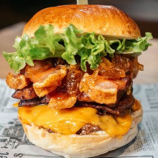 BURGER DEL MES "LA MARRANITA BURGER"