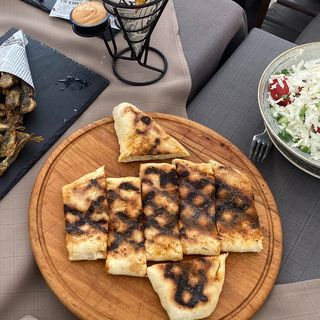 Домашна пърленка с кашкавал