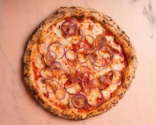 Pizza Holy Guanciale