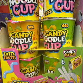 Candy noodle cup tutti frutti