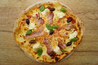 Exclusivna pizza Afrodizijak