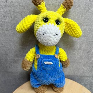 В'язана іграшка "Жирафик"