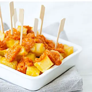 Patatas Bravas (Ración)