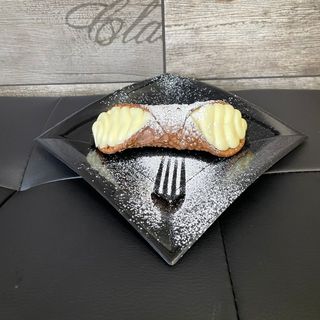 Cannolo Siciliano con Cioccolato bianco