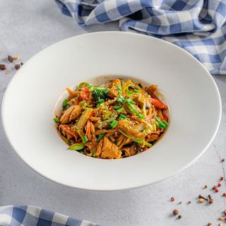 Лапша с курицей