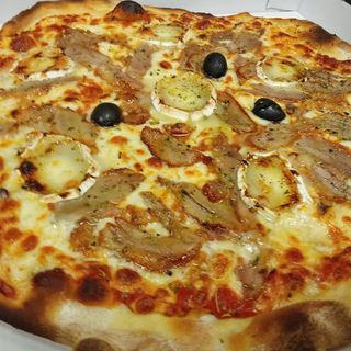 Pizza Perigordina (30 Cm.)