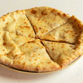 ლობიანი / Lobiani (Bean-filled Bread)