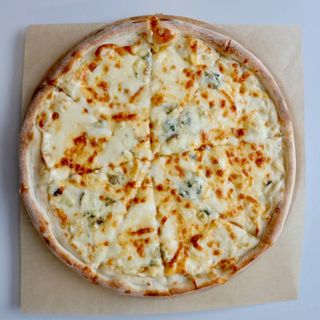 Піца Сирна (30см)