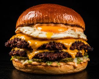 Double Smash Eggs Burger