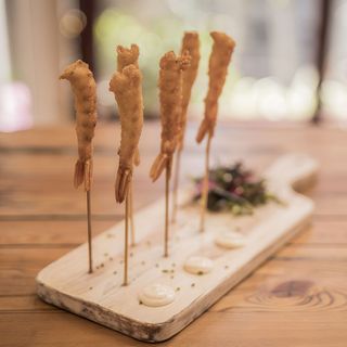 Piruletas de langostinos