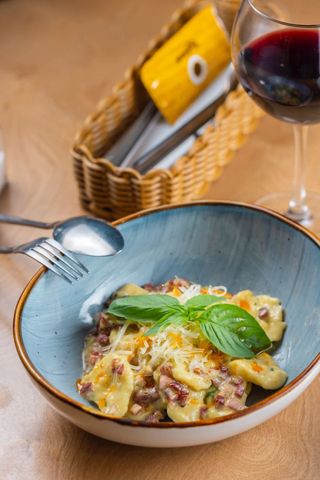 Ньокки с говяжьим беконом