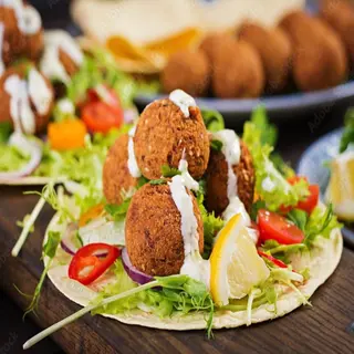Ensalada Faláfel
