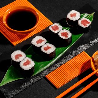 Maki Tuna