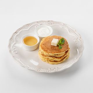 Панкейки классические с кленовым с сиропом