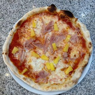 Pizza Hawaiana