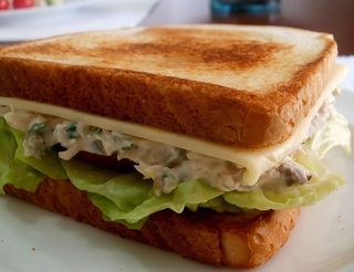 Sandwich de pollo