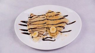 Palačinka sa eurokremom, plazmom i bananom