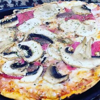 Pizza Caprichosa (24 cm.)