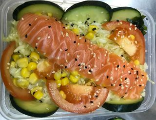 C13 - Salada de Salmão