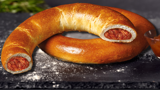 BAJGIEL Z NADZIENIEM JABŁKOWO - CYNAMONOWYM