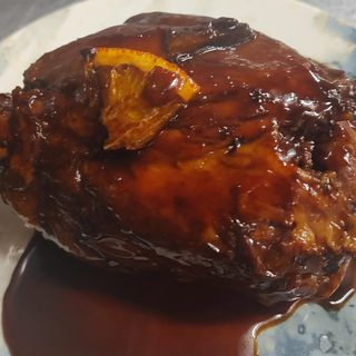 Codillo De Cerdo Glaseado