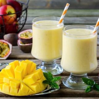 Молочний шейк Манго-маракуя 450мл