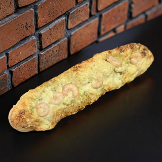 Pan de ajo con Langostinos y Queso