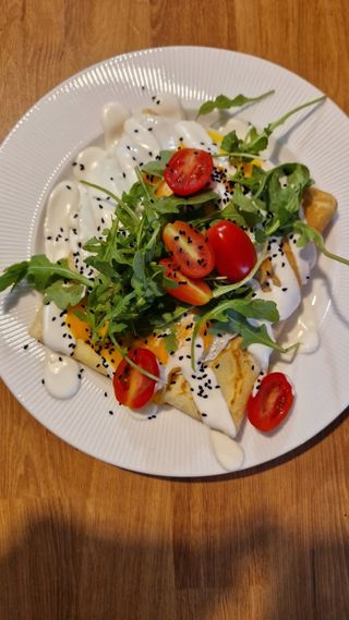 Naleśniki wytrawne szpinak/jajko sadzone