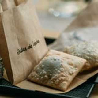 Empanada dulce de leche