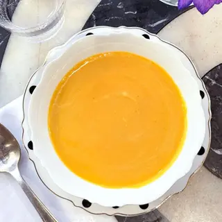 Crema de Zanahoria con jengibre y leche de coco