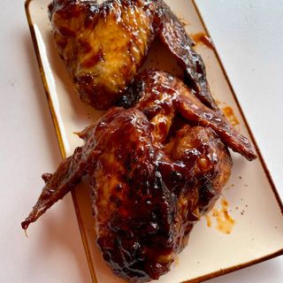 Alitas de pollo (Chicken wings)