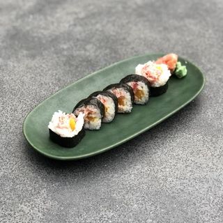 39) Maguro mango mayoneezu hani futomaki (6 uds.)