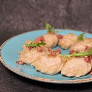 Pierogi z mięsem 8 szt.
