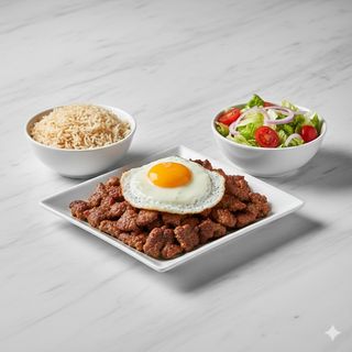 Plato De Kebab Con Patatas Y Ensalada