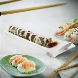 61/ Uramaki tonno avocado 8 pezzi