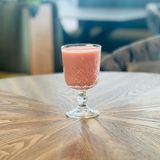 Smoothie cu capsuna si banana