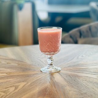 Smoothie cu capsuna si banana