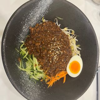 132. Ramen con ragùprchinese