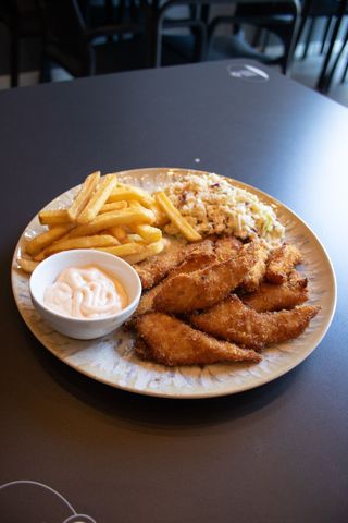 Chicken's Tender + Patatas