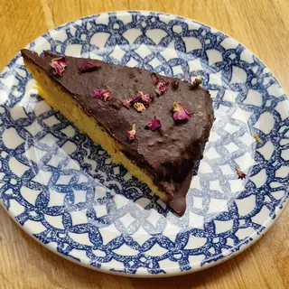 Bizcocho de Naranja con Chocolate y Almendra