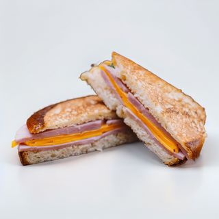 Sándwich De Jamon Y Queso