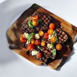 Caprese Steak