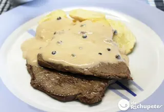 Ternera con salsa de pimienta