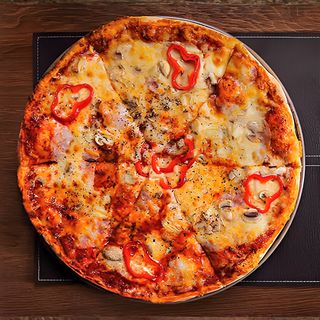 Capricciosa pizza