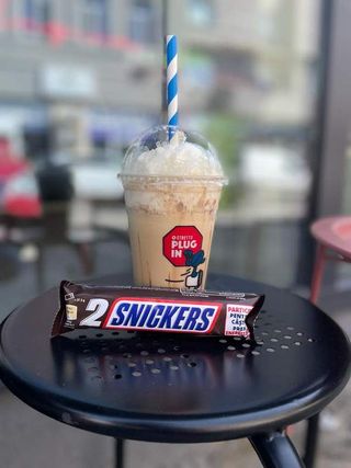 Peanut Caramel frappe large