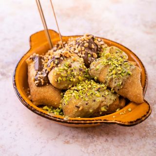 Morsikotti al pistacchio