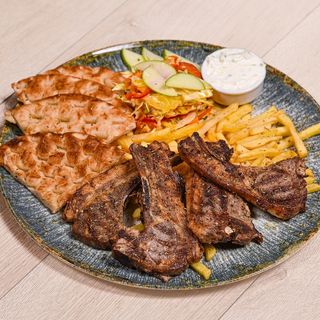 Coaste de miel la grătar (paidakia)