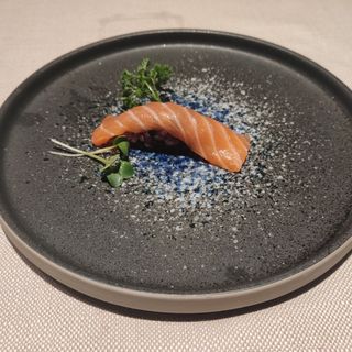 Nigiri salmone venere
